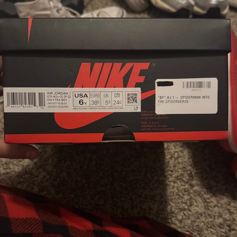 Nike Air Jordan 1 Box in Black and Red